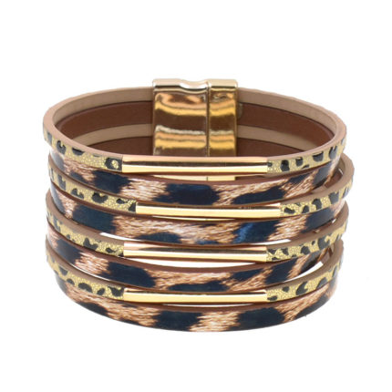 Wellmore Leopard Print Women Bracelets Bohemia Bracelets Charm Magnet Leather Bracelets For Women Fahion Party Jewelry